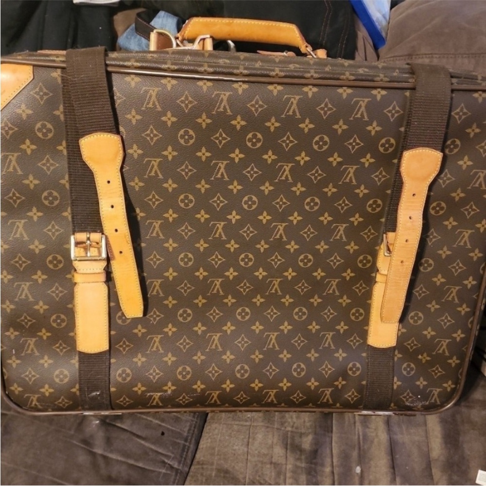 Louis Vuitton Monogram Canvas Travel Bag in Brown with Tan Trim
